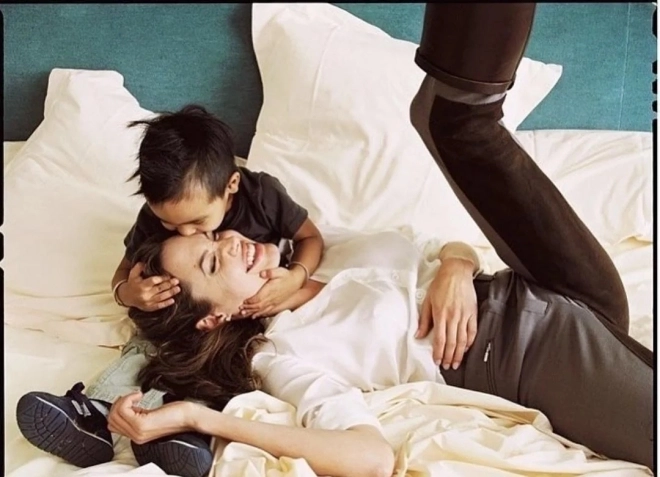 Cậu bé campuchia có 3 người bố được angelina jolie chọn giao toàn bộ tài sản 2600 tỷ đồng giờ sống thế nào - 7