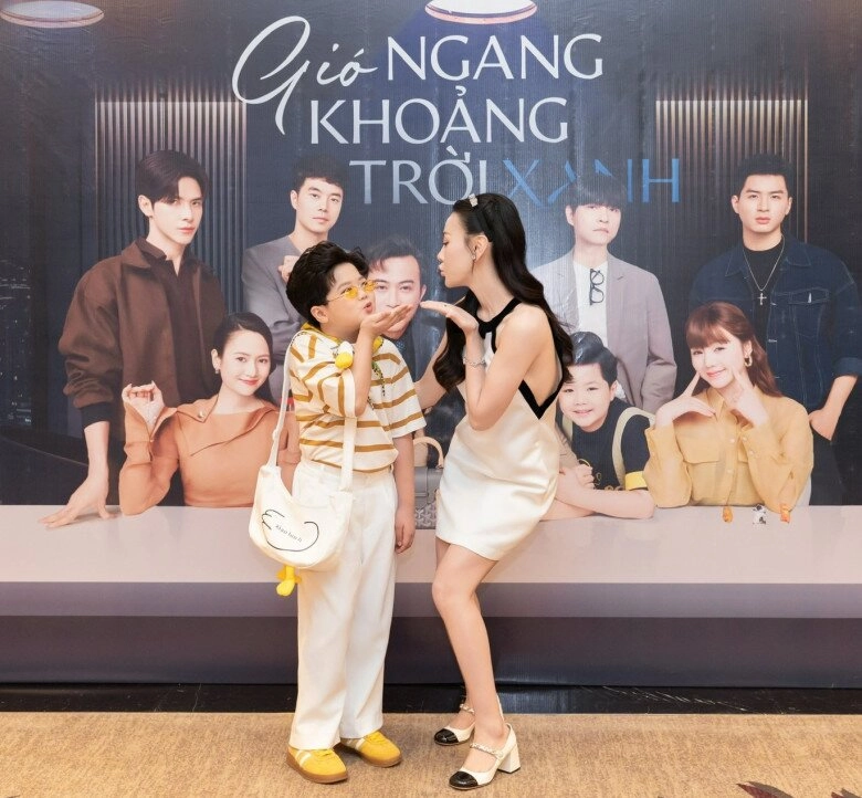 Cậu bé sinh năm 2016 là con trai của phương oanh và doãn quốc đam tài không đợi tuổi - 16