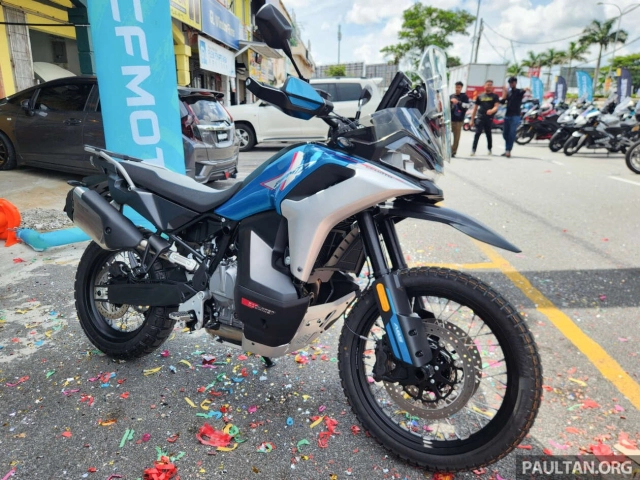 Cfmoto 800mt-x 2025 ra mắt tại malaysia giá chạm mốc 300 triệu chiến mã mới cho dân mê phượt - 1