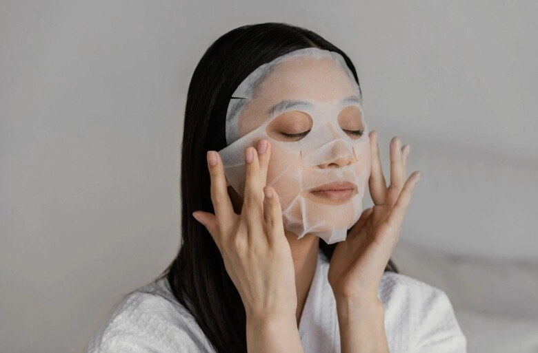 Chăm đắp mặt nạ mà da vẫn xấu bạn có thể đang mắc 5 sai lầm này - 1