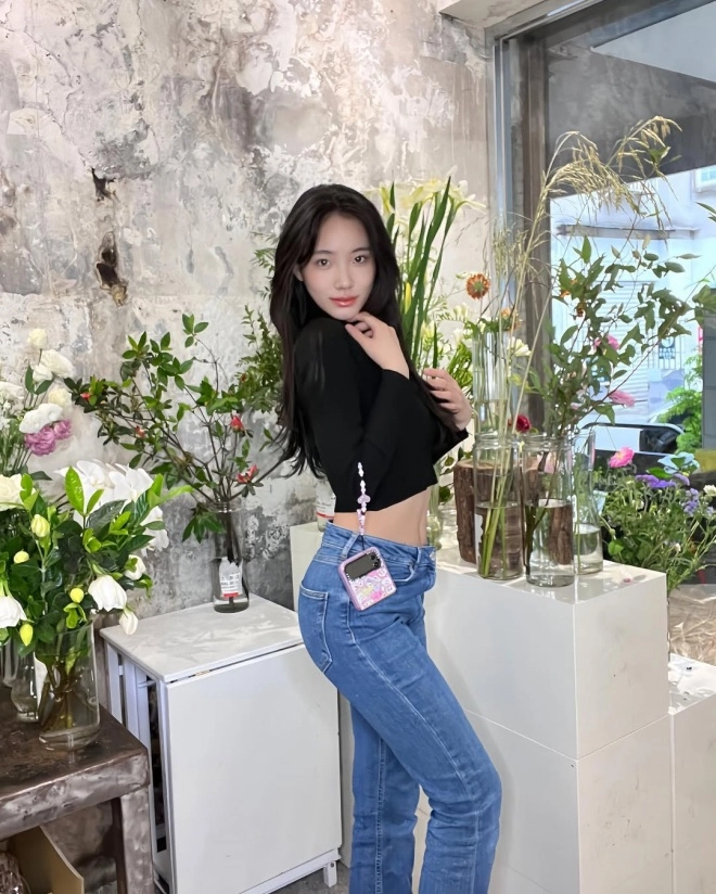 Cháu gái từ hy viên bị chỉ trích khi nhà có tang nhan sắc dậy thì cực phẩm phong cách nữ tính hệt bác ruột - 15