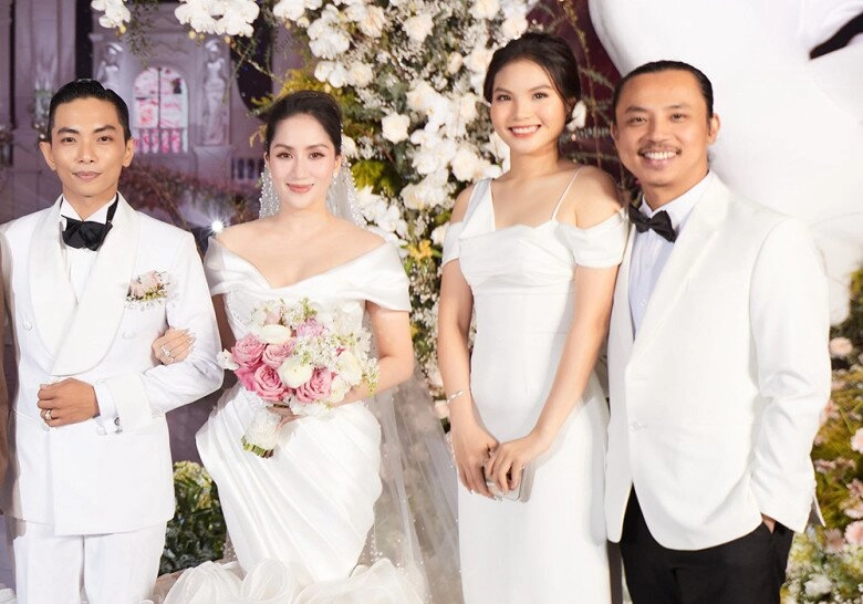 Chí anh khoe mái ấm đủ nếp đủ tẻ với bà xã kém 20 tuổi 2 con như bản sao thu nhỏ của bố mẹ - 10
