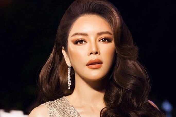 chị đại hột xoàn của showbiz việt có mối quan hệ với nhiều tỷ phú người nổi tiếng thế giới u45 vẫn chưa chịu lấy chồng - 1