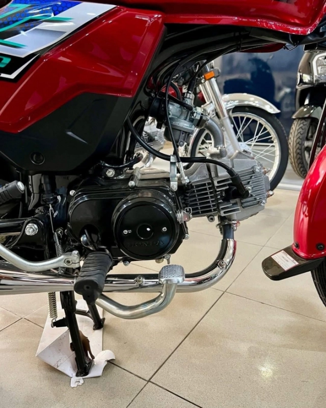 Chi tiết honda cd70 dream 2026 - mẫu xe côn tay vừa ra mắt với giá quy đổi chỉ 14 triệu đồng - 6