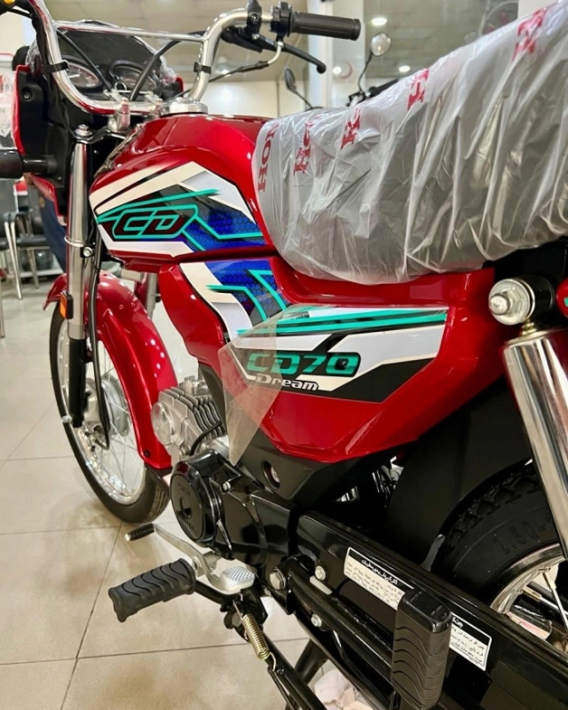 Chi tiết honda cd70 dream 2026 - mẫu xe côn tay vừa ra mắt với giá quy đổi chỉ 14 triệu đồng - 8