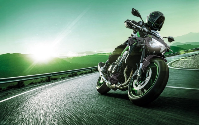 Chiến binh đường phố nhà kawasaki z900 2025 lột xác mạnh mẽ - 2