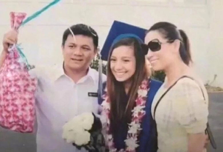 Chồng cũ phi nhung sang nhà con gái thăm cháu ngoại tiểu công chúa đáng yêu là bản sao của người bà quá cố - 7