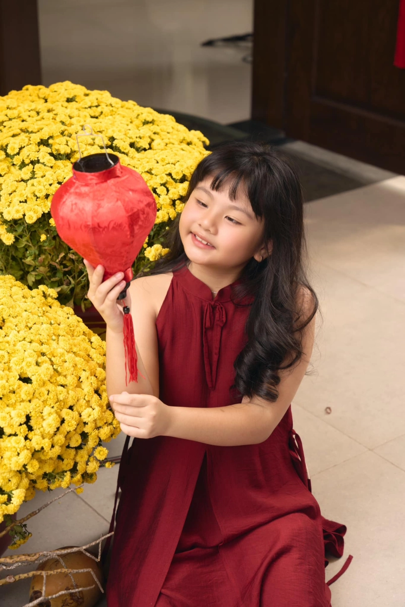 Chồng đại gia của vân trang nhìn con gái khóc lã chã mà thương ái nữ 9 tuổi giống hệt bố rõ nét xinh xắn - 3