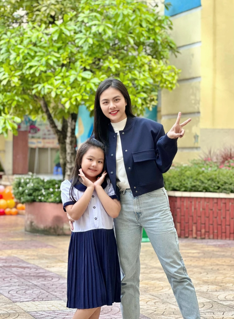 Chồng đại gia của vân trang nhìn con gái khóc lã chã mà thương ái nữ 9 tuổi giống hệt bố rõ nét xinh xắn - 5