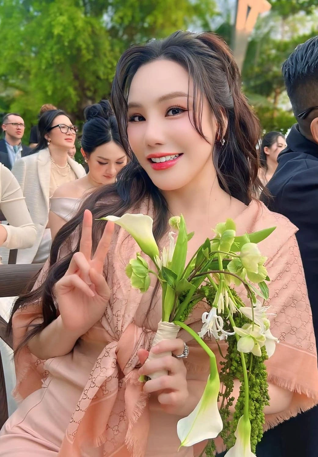 Chồng hồ quỳnh hương lộ diện trước thềm đám cưới doanh nhân lớn tuổi hơn vợ dành 20 năm để ăn chay trường - 4