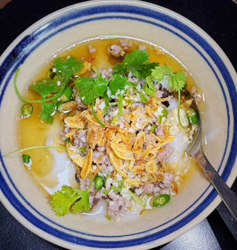 Chồng kém tuổi của hoa hậu diễm hương nấu nướng phục vụ vợ bầu em bé trong bụng khó tính cỡ nào cũng chiều - 13