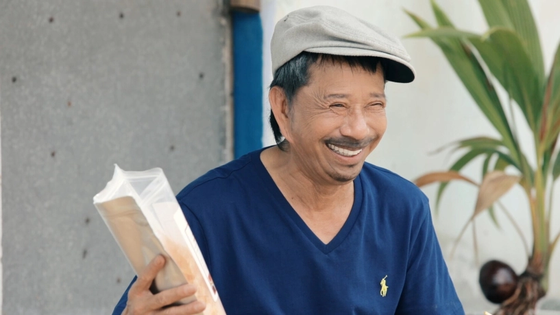 Chú tiểu trốn chùa đổi đời thành vua hài kiếm trăm cây vàng u70 sinh quý tử nhờ cưới vợ 3 kém gần 30 tuổi - 3