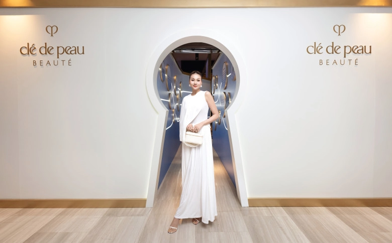 Clé de peau beauté giới thiệu bộ dưỡng da tỏa sáng phiên bản mới tuyên ngôn vẻ đẹp rạng rỡ bắt nguồn từ khoa học - 1