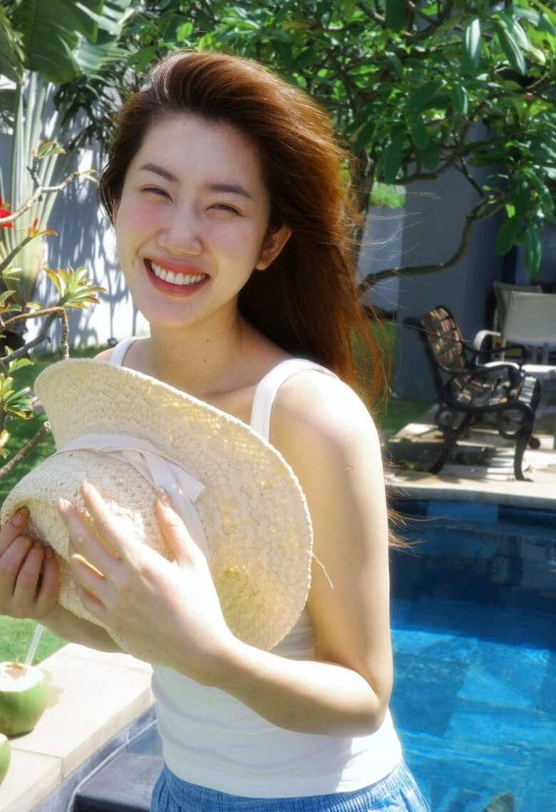 Cô gái từng bị đá văng khỏi top 10 hoa hậu việt nam nay nổi tiếng nhan sắc thăng hạng được khen xinh như lưu diệc phi - 4