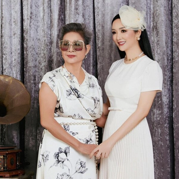 Có mẹ nhan sắc tuổi 70 vẫn trẻ đẹp quý phái bảo sao giáng my và hà kiều anh được gọi hoa hậu không tuổi - 7