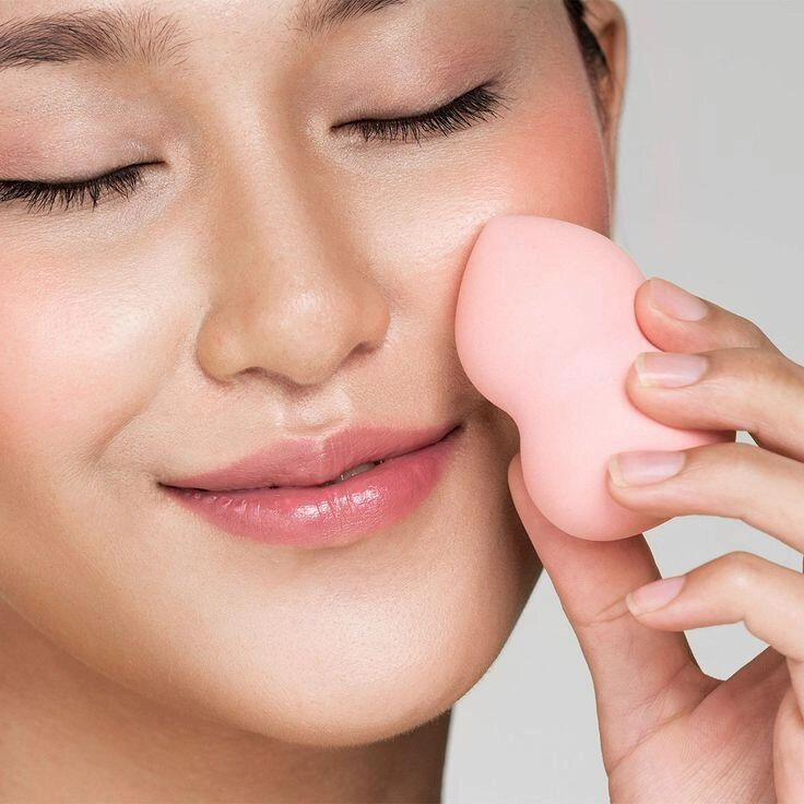 Có nên bôi lại kem chống nắng sau khi đã makeup học ngay 8 bí quyết sau để da vừa đẹp vừa khỏe - 8