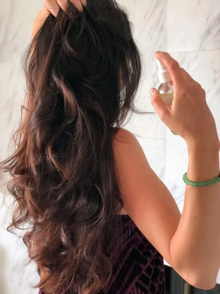 Có nên gội đầu ngay sau khi tập thể dục đừng làm 4 thói quen này sau khi tập sẽ làm mái tóc gãy rụng - 6