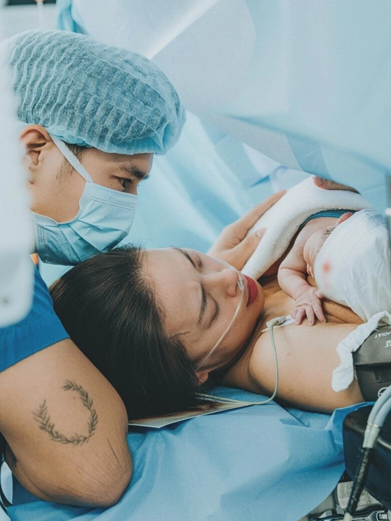 Con dâu đẻ được 3 ngày nhưng mẹ chồng ngô thanh vân vẫn không biết đến lúc nhìn thấy cháu nội mà ngỡ ngàng - 7