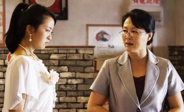 Con dâu ở cữ bị mẹ chồng cho ăn đồ thiu màn xử trí cao tay của thông gia khiến bà lăn đùng ra khóc - 3