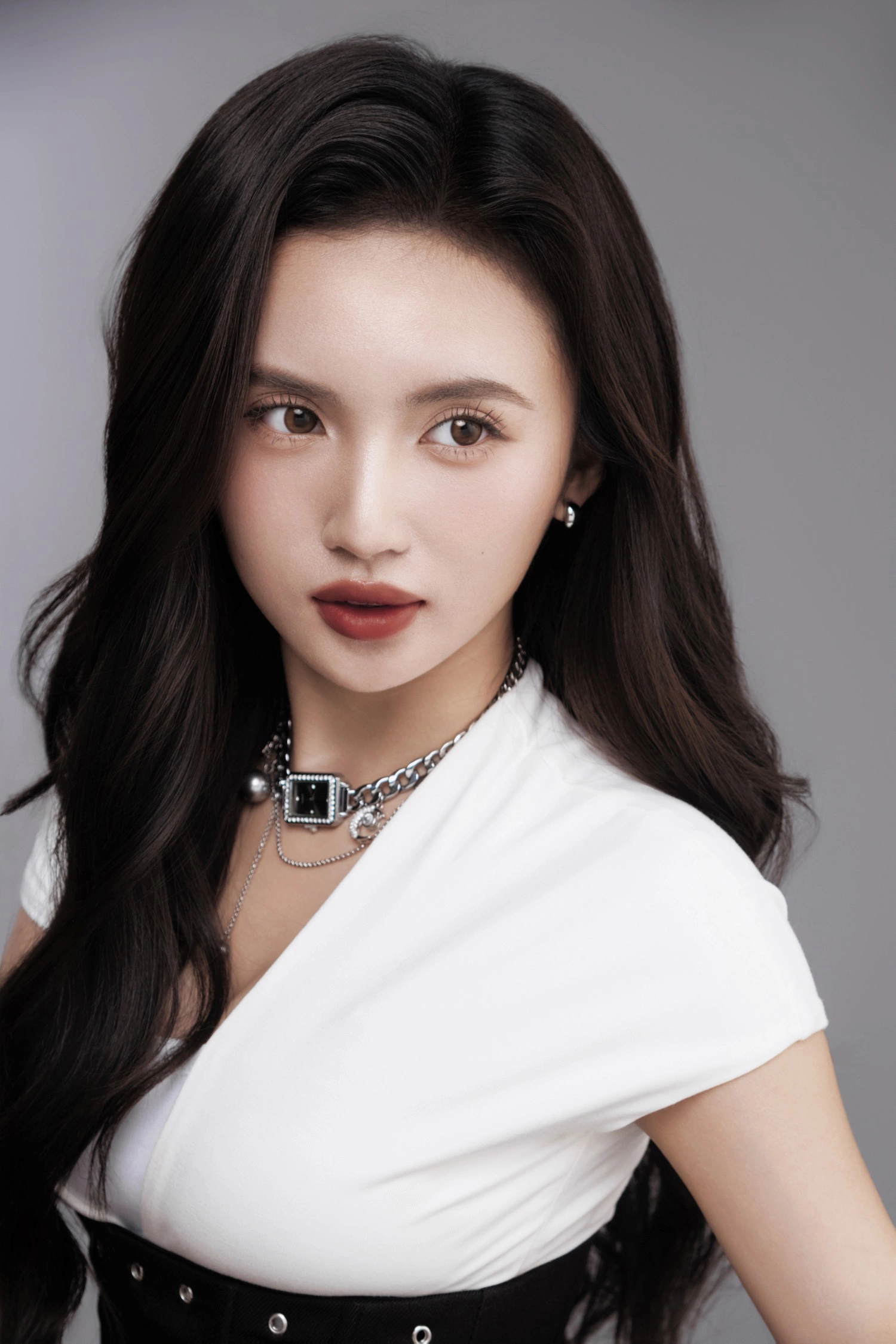 Con gái 2k4 của tú dưa và cựu vđv thuý hiền it girl cá tính một chi tiết được thừa hưởng từ mẹ khiến ai cũng phải trầm trồ - 4