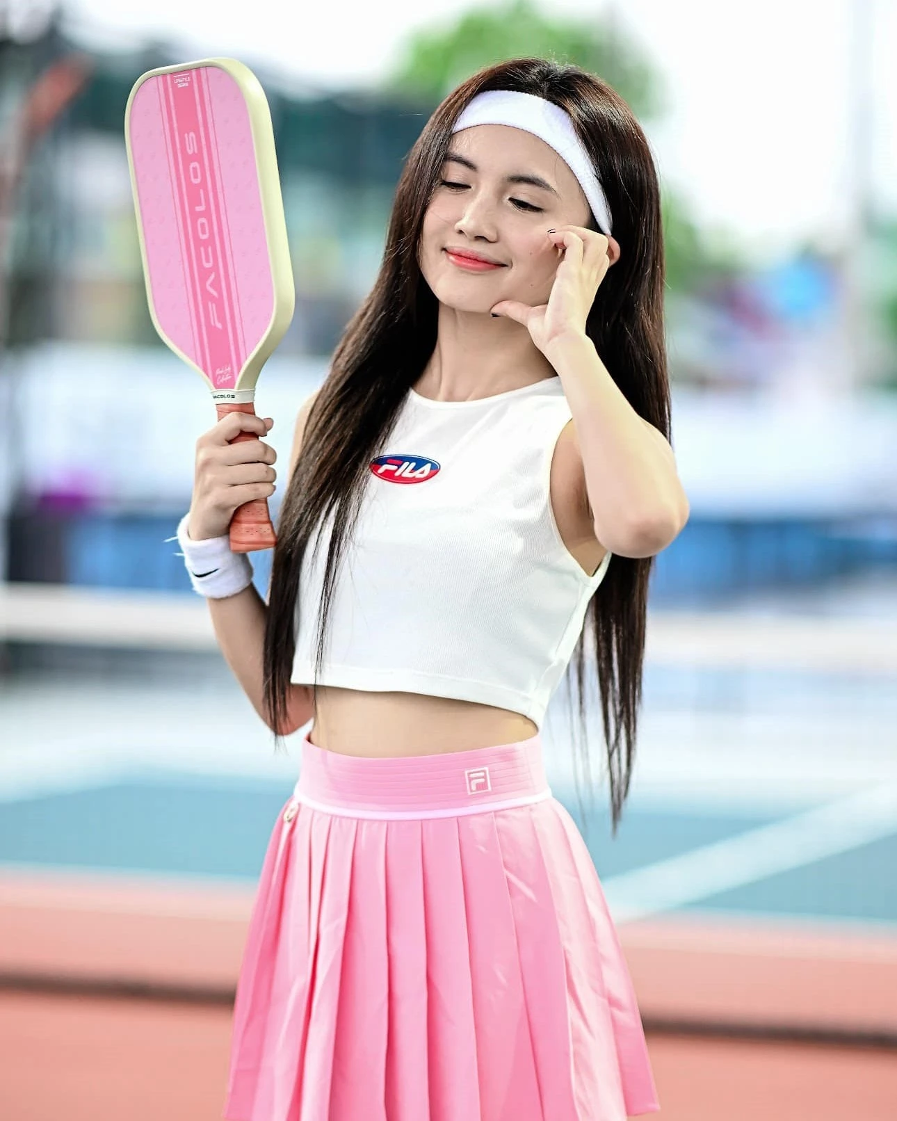 Con gái 2k4 của tú dưa và cựu vđv thuý hiền it girl cá tính một chi tiết được thừa hưởng từ mẹ khiến ai cũng phải trầm trồ - 9