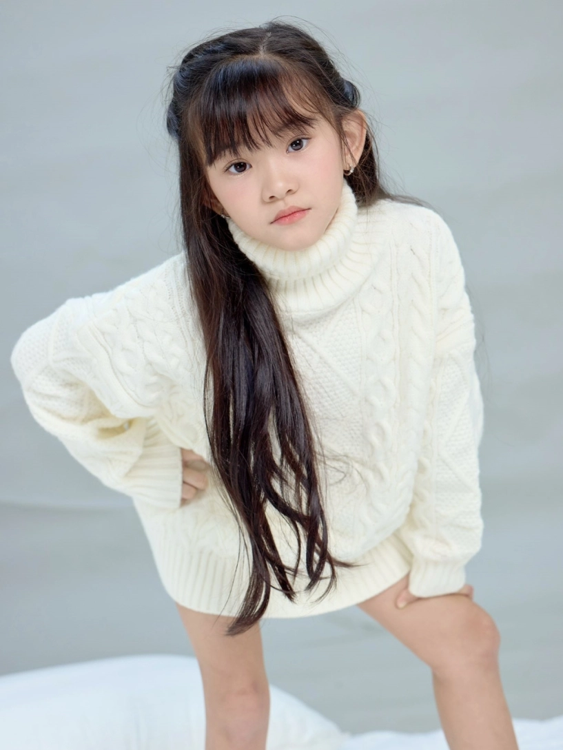 Con gái 8 tuổi xinh như búp bê của thành đạt - hải băng - 3