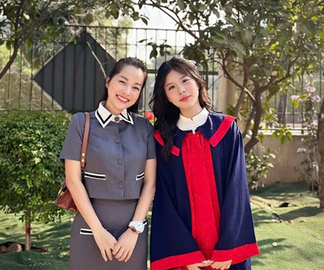 Con gái kín tiếng của các mỹ nhân vtv nhan sắc không thua kém mẹ ra đường bị nhận nhầm chị em - 1