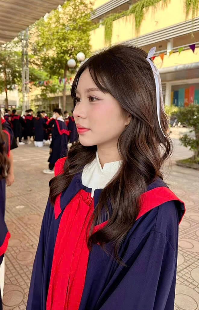Con gái kín tiếng của các mỹ nhân vtv nhan sắc không thua kém mẹ ra đường bị nhận nhầm chị em - 2