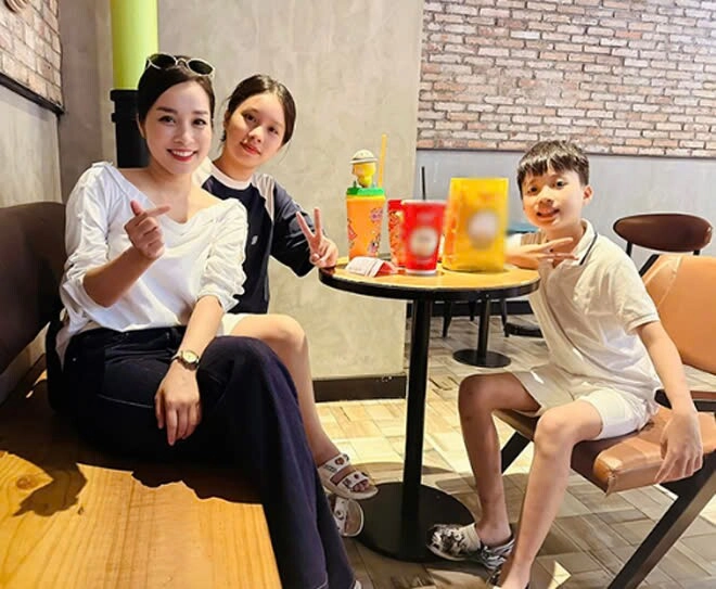 Con gái kín tiếng của các mỹ nhân vtv nhan sắc không thua kém mẹ ra đường bị nhận nhầm chị em - 5