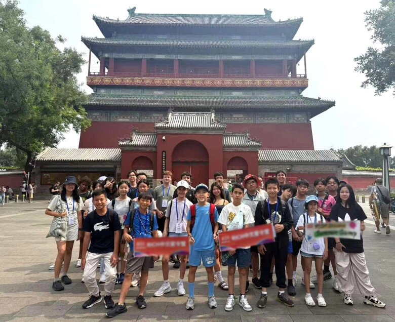 Con gái linh nga đi trại hè trung quốc cùng hai con hà kiều anh - 1
