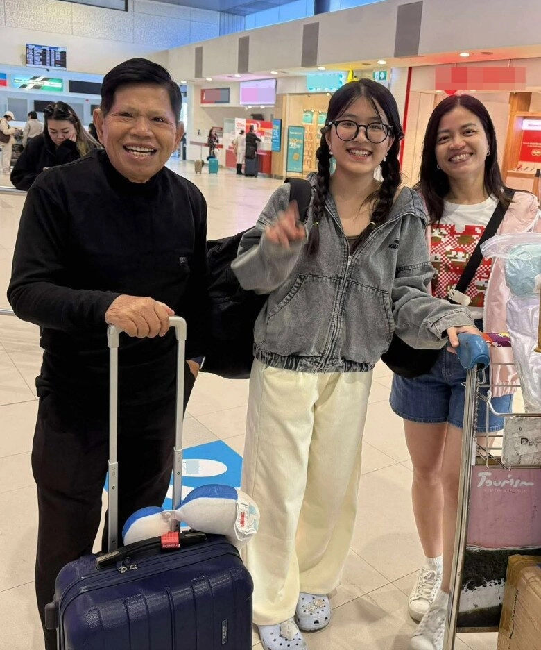 Con gái nguyễn văn chung sang úc đoàn tụ với mẹ ruột bố đơn thân tiếc nuối vì không có phép màu trước giờ bay - 3