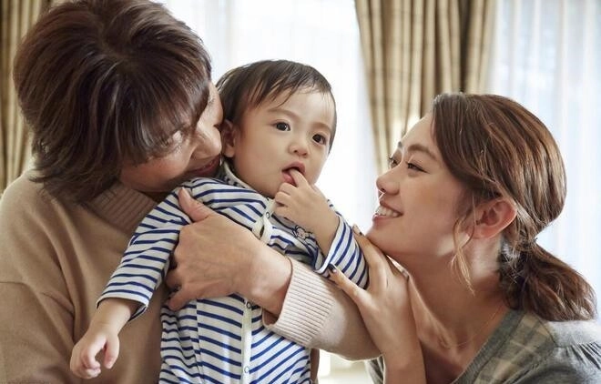 Con gái nhờ chăm cháu hứa trả 12 triệutháng nhưng chỉ một câu về mẹ chồng khiến tôi bừng tỉnh - 2
