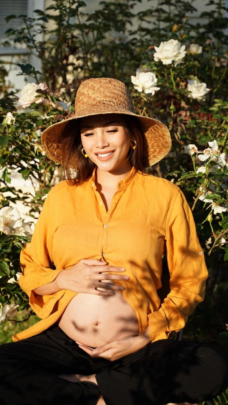 Con gái quốc tịch mỹ của võ hoàng yến mới vài tháng tuổi đã biết lia cam tạo dáng chuẩn cốt cách con nhà tông - 9