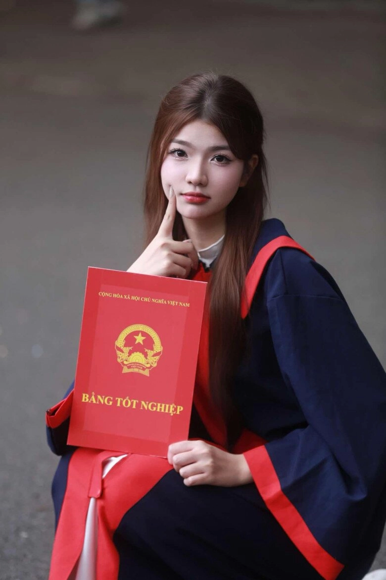 Con gái thứ 3 của nsưt võ hoài nam thi tốt nghiệp thpt thiếu nữ 18 tuổi được khen nhặt hết nét đẹp của bố - 3