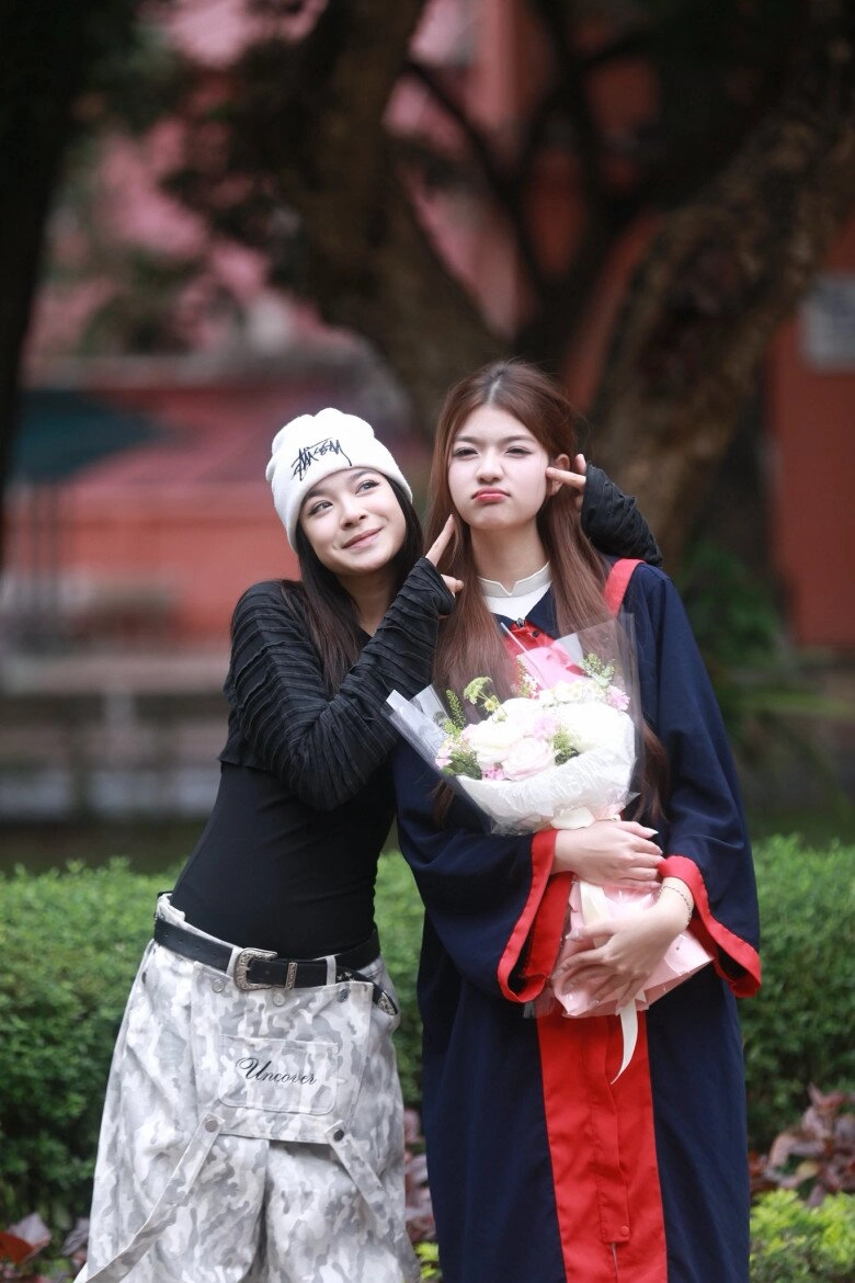 Con gái thứ 3 của nsưt võ hoài nam thi tốt nghiệp thpt thiếu nữ 18 tuổi được khen nhặt hết nét đẹp của bố - 9