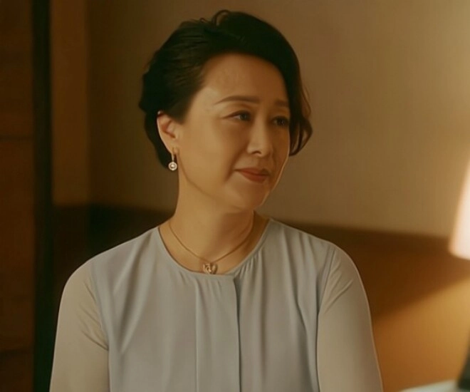 Con gái và con dâu cùng lúc sinh nở ai cũng gọi tôi tới chăm tôi đành đưa con gái về ngoại - 1