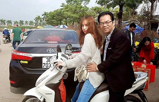 Con gái xinh như hoa của nsnd trần nhượng từ bé đã chịu thiệt thòi được bố cưng chiều khác hẳn người anh nổi tiếng - 8