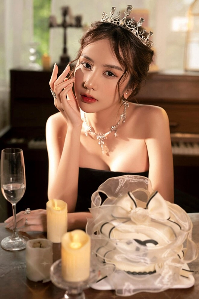 Con gái xinh như hoa của nsnd trần nhượng từ bé đã chịu thiệt thòi được bố cưng chiều khác hẳn người anh nổi tiếng - 12