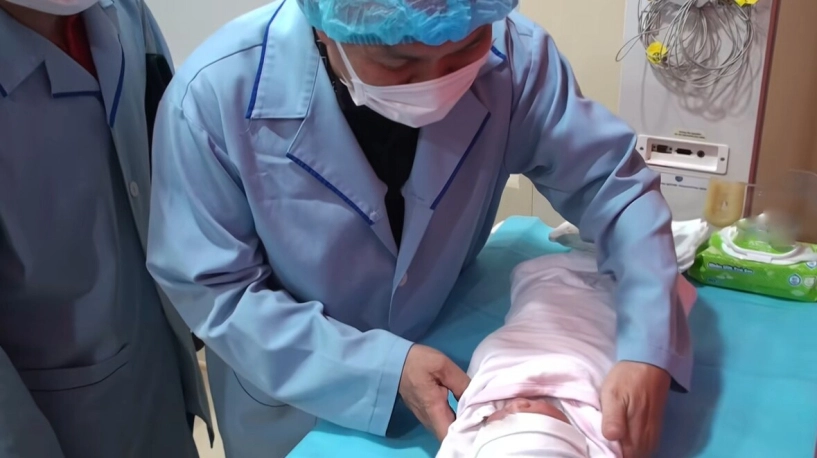Con gái xuân hinh chi 60 triệu đồng để ở cữ khoe cảnh rể quý nhà vua hài đất bắc chăm con cực khéo - 5