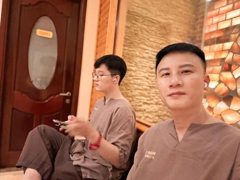 Con sao việt chuẩn bị lên đường du học ái nữ nhà thúy hạnh nhận học bổng quý tử ưng hoàng phúc có quốc tịch mỹ - 2
