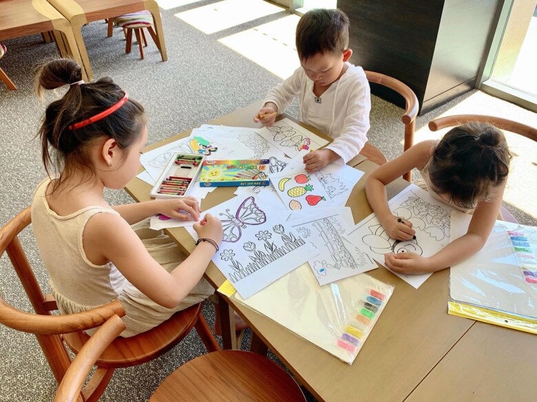 Con sao việt trổ tài vẽ bố mẹ võ hạ trâm bị mất chân mày tranh lọ lem vẽ giống hệt bố mc quyền linh - 13