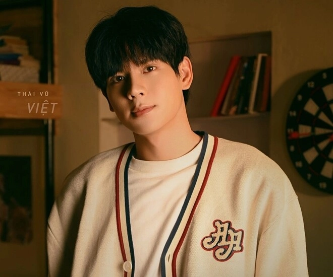 con trai hồng diễm từng đạt học sinh giỏi quốc gia quá khứ đen nhẻm giờ thành hot boy trên sóng giờ vàng vtv - 1