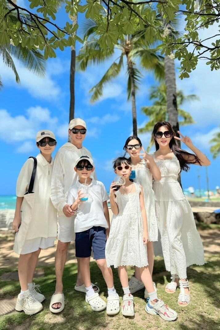 Con trai lý hải - minh hà cao gần bằng bố mẹ ở tuổi 13 đạo diễn u60 bơm 300 quả bóng bay vì quý tử - 10