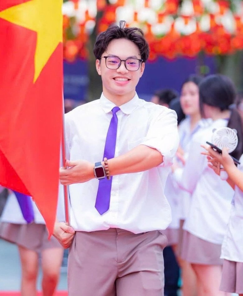 Con trai nsnd xuân bắc đỗ 3 trường đại học nhìn tên trường dân tình ồ ạt chúc mừng - 3