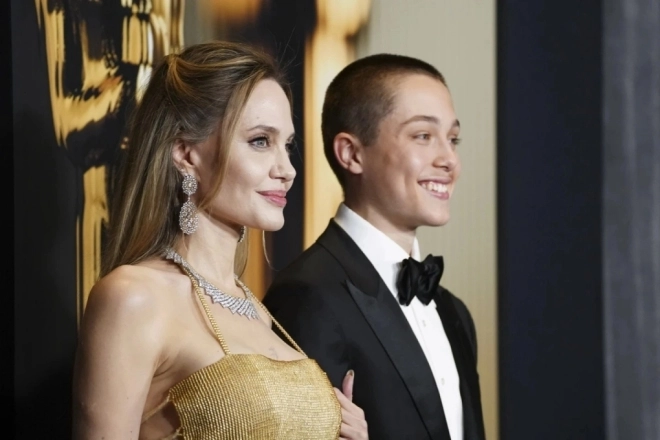 Con trai ruột duy nhất của angelina jolie giáng đòn kết liễu mọi hy vọng của brad pitt - 11