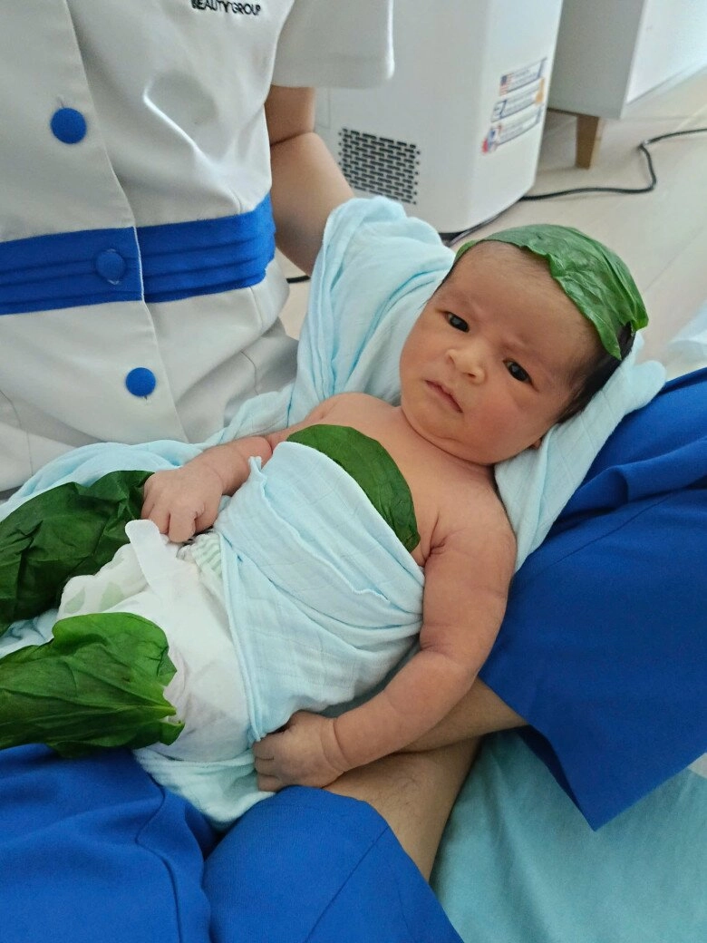 Con trai võ hạ trâm y chang chị gái moon sinh ra giống hệt bố ấn độ phân biệt đối xử với chính mẹ ruột - 6