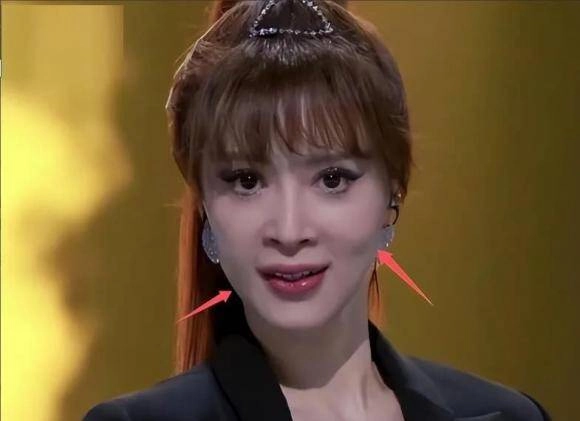 Công chúa đẹp bậc nhất tây du ký ngày trẻ là nữ thần giờ u50 vẫn duy trì cặp đùi thon gương mặt khó tin - 8