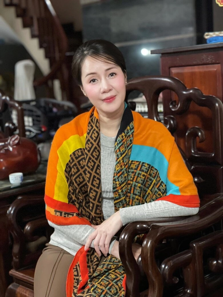 crush một thời của công lý có mặt mộc đẹp nhất nhì màn ảnh từng làm tiếp viên hàng không nhan sắc u50 gây ngỡ ngàng - 8
