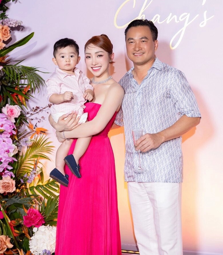 Cùng 52 tuổi chi bảo về hưu trong biệt thự 1600m2 nsnd công lý tái sinh nhờ bà xã kém 15 tuổi - 5