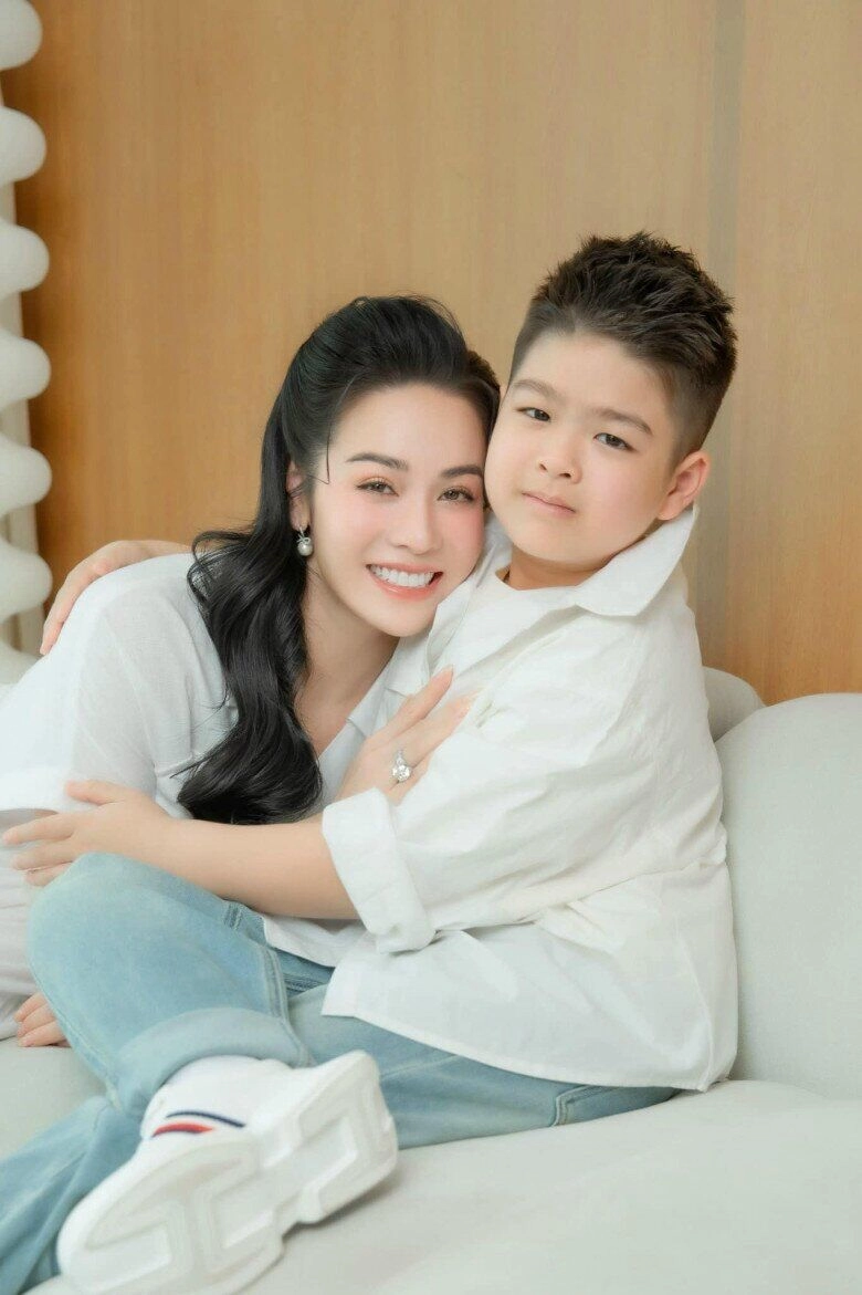 Cùng sinh năm 1985 nhật kim anh nói cắt buồng trứng sau khi sinh lần 2 ngân khánh mong con sau 10 năm cưới - 5